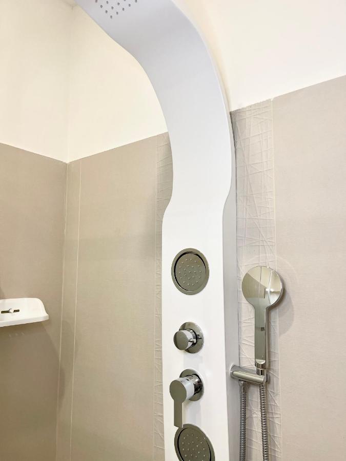 The White House, Modern Apartment In Center Milan Luaran gambar