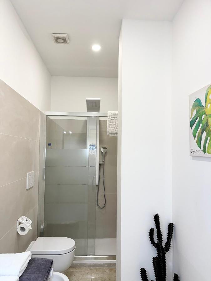 The White House, Modern Apartment In Center Milan Luaran gambar