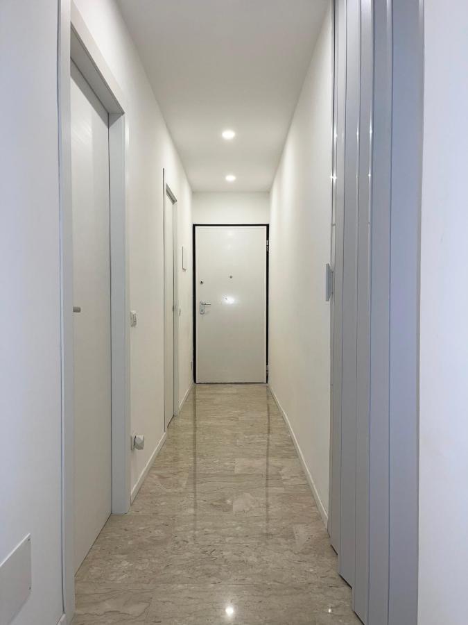 The White House, Modern Apartment In Center Milan Luaran gambar
